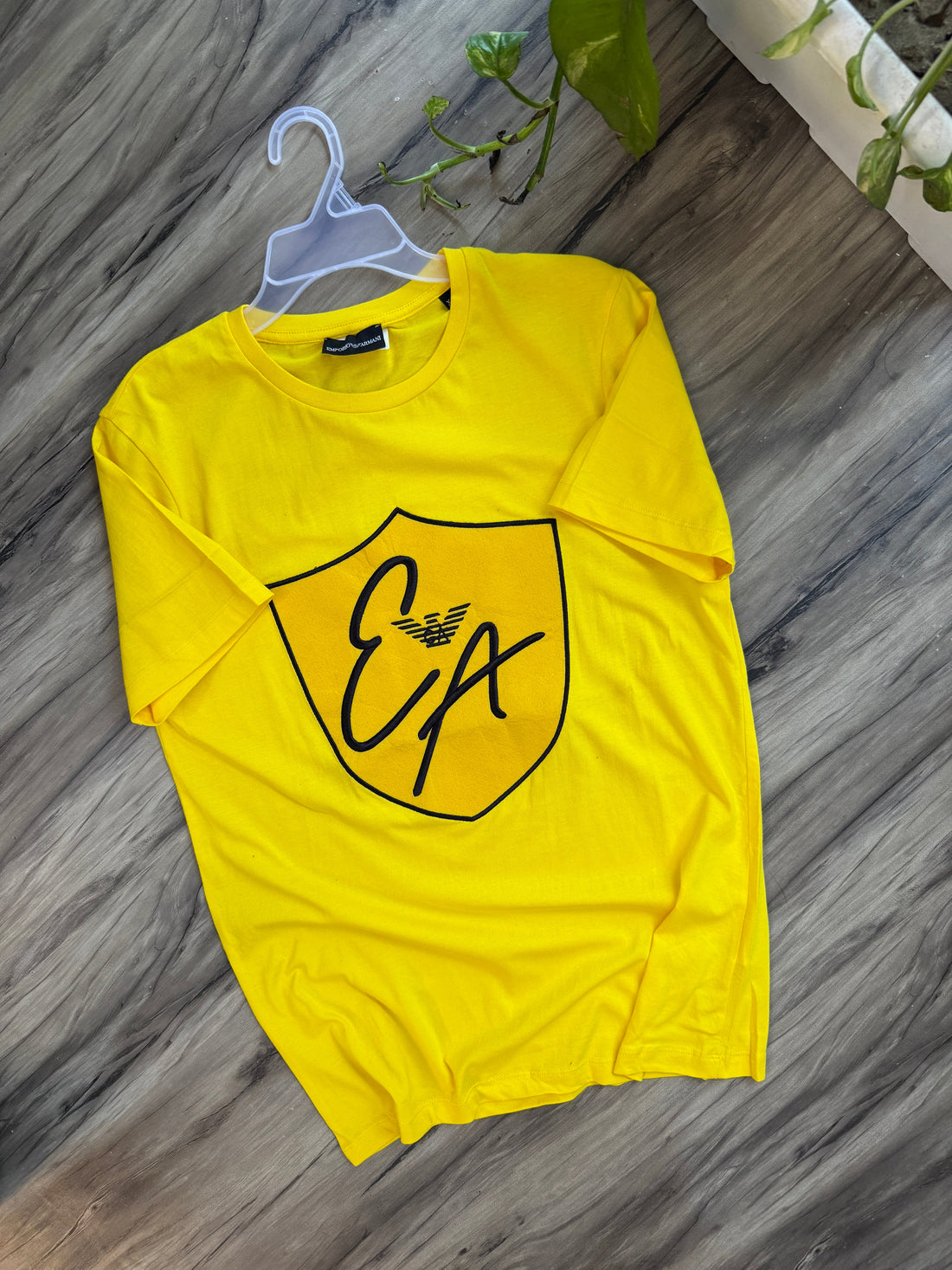 Premium Round Neck T-Shirt Size 40 – Design 101