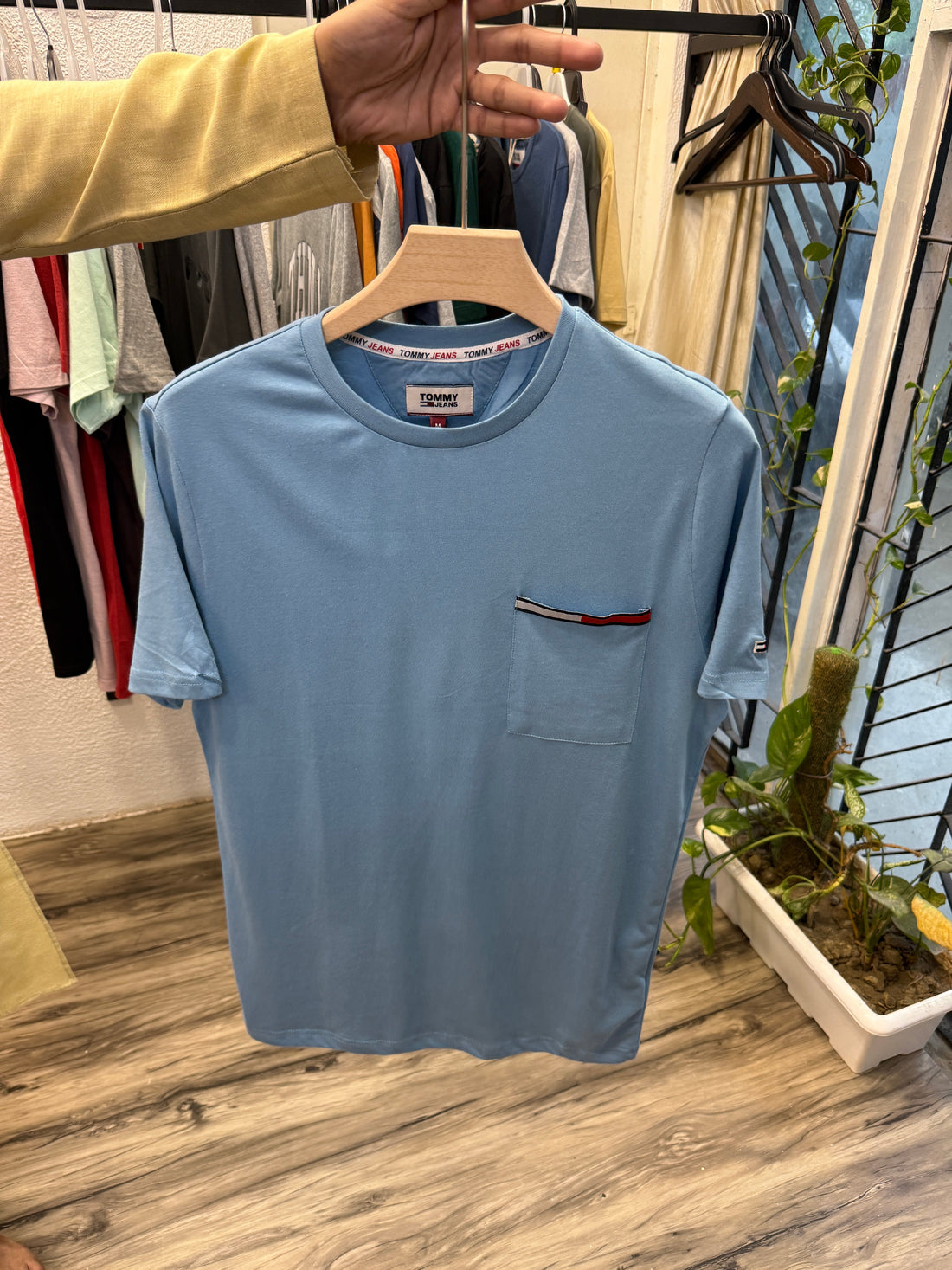 Premium Quality Fit Round Neck T-Shirt – Size 42