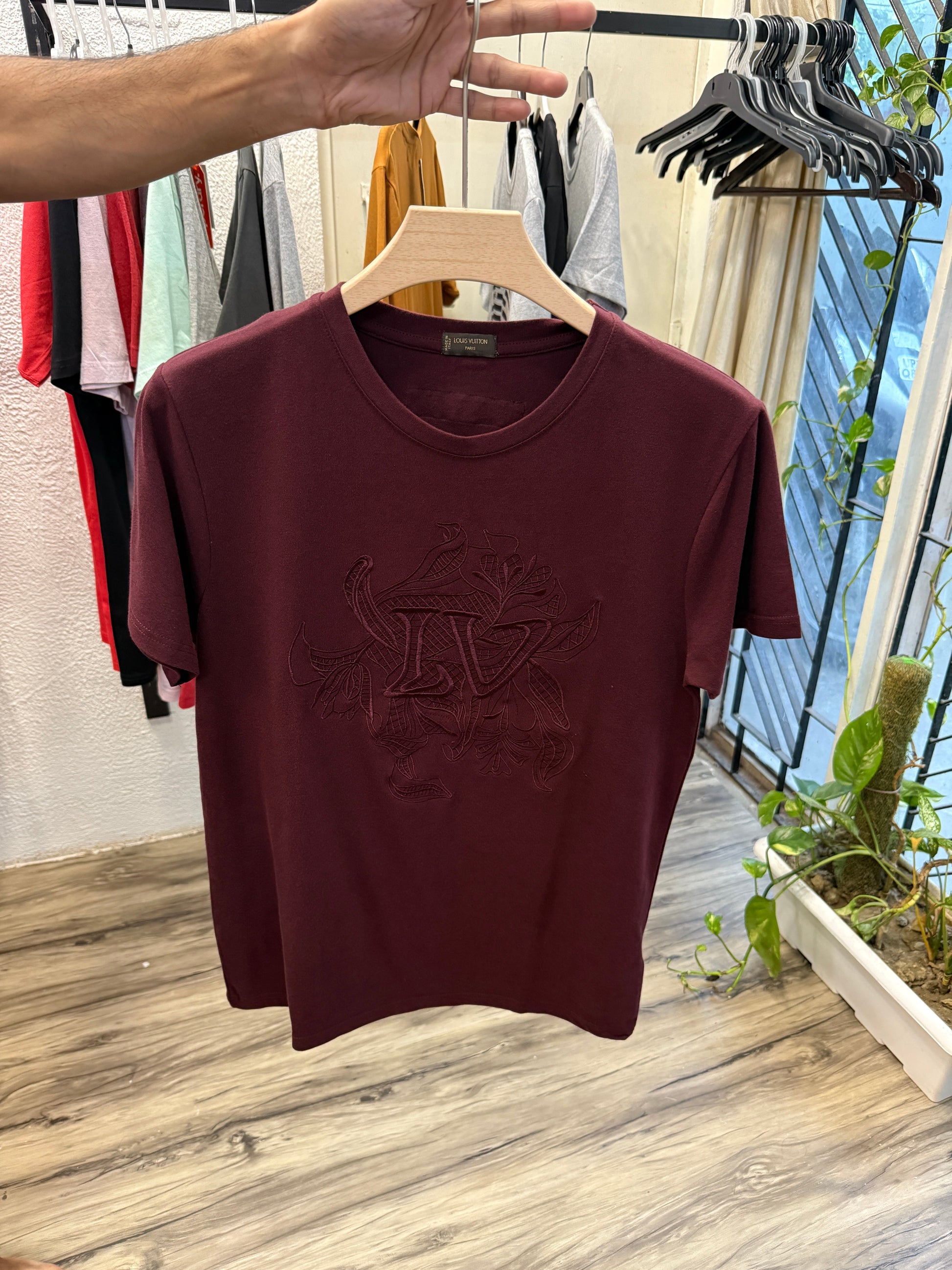 Premium Round Neck T-Shirt Size 40 – Design 82