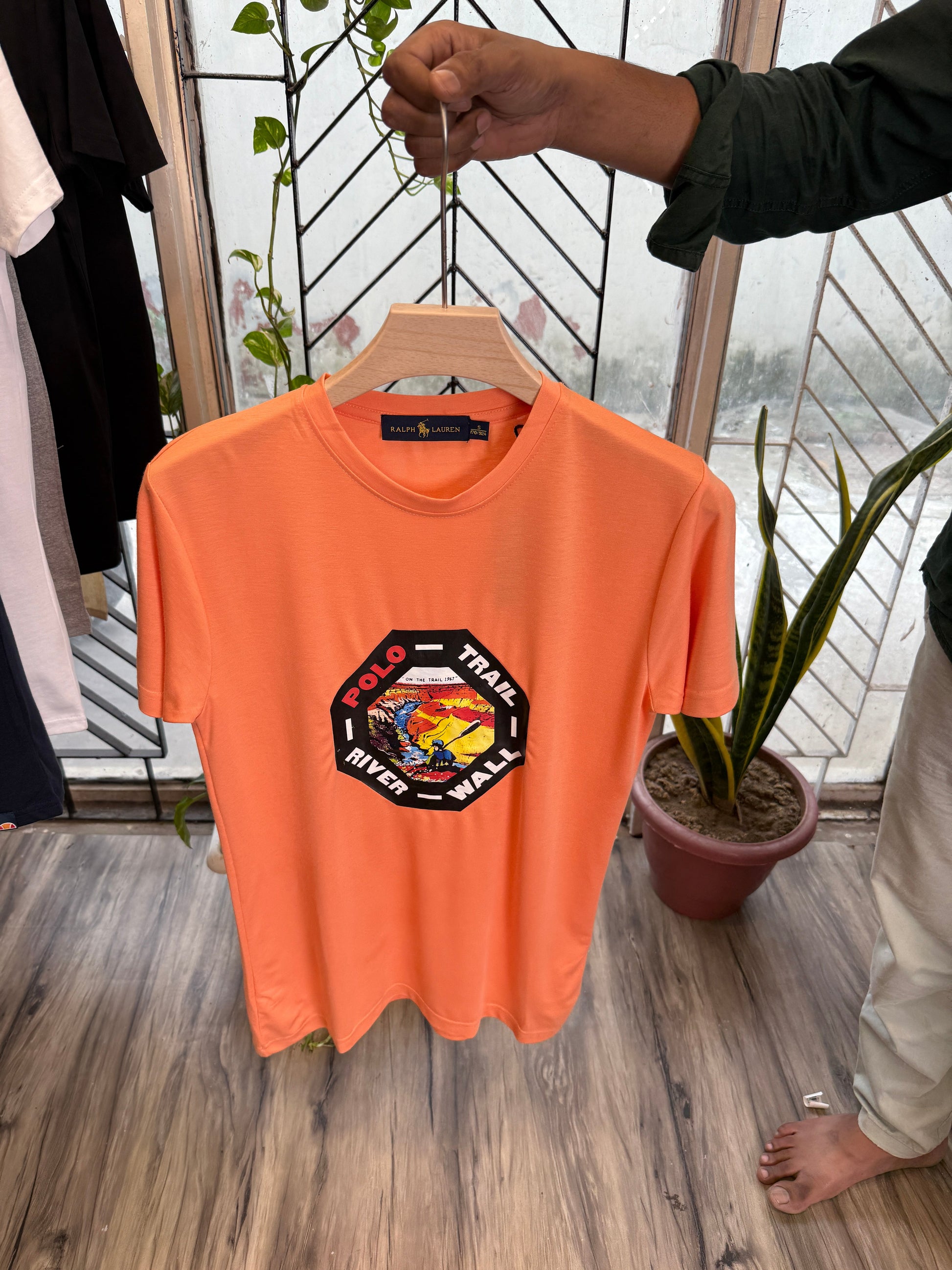 Premium Quality Fit Round Neck T-Shirt – Size 42