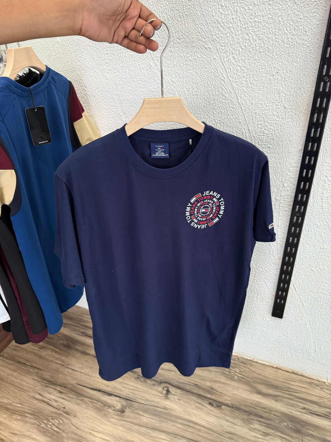 Premium Quality Fit Round Neck T-Shirt – Size 42