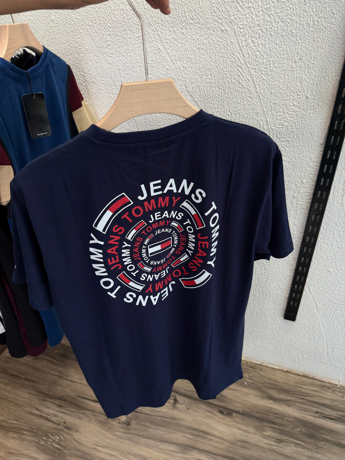 Premium Quality Fit Round Neck T-Shirt – Size 42
