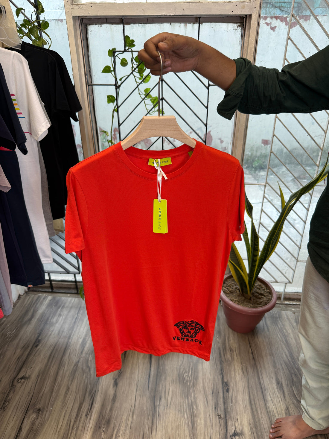 Premium Quality Fit Round Neck T-Shirt – Size 42