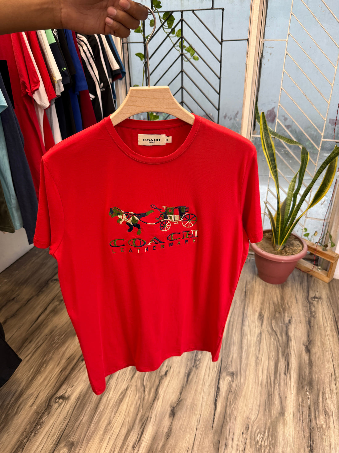 Premium Quality Fit Round Neck T-Shirt – Size 42