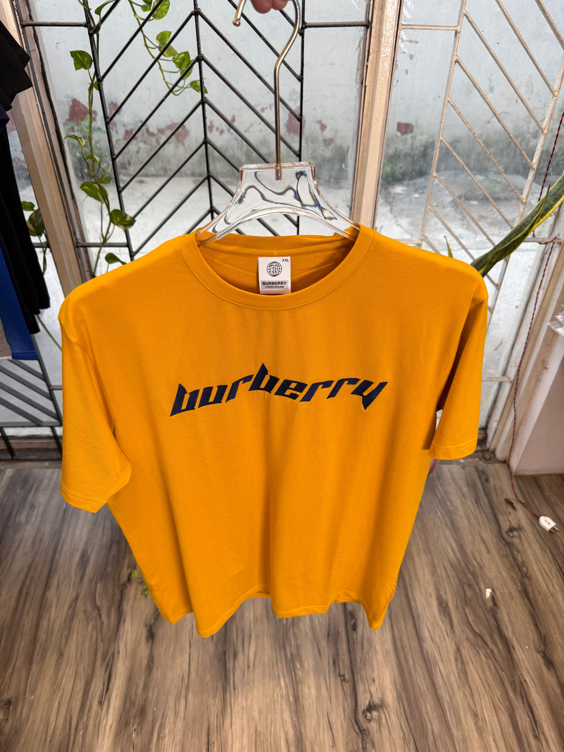 Premium Quality Fit Round Neck T-Shirt – Size 42