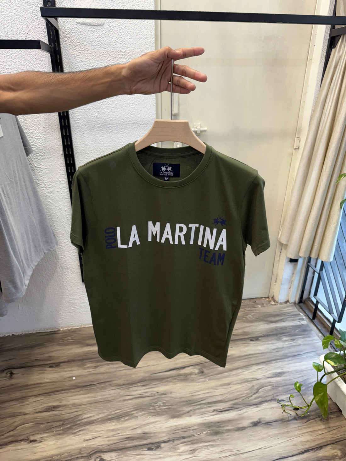 Premium Quality Fit Round Neck T-Shirt – Size 42